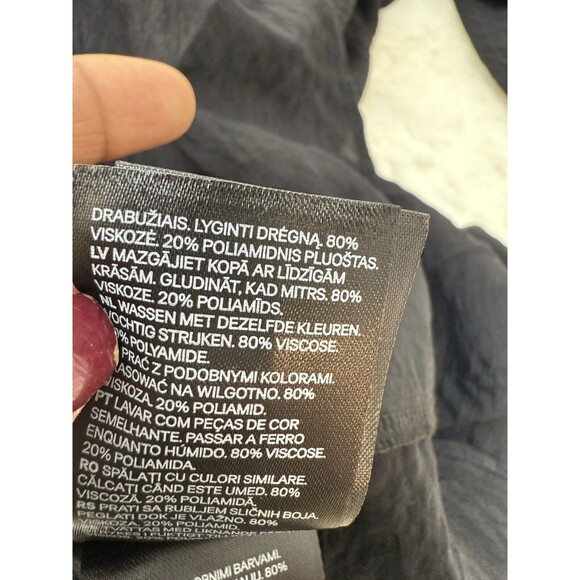 NEW H&M Black Dress Size X Small (0-2) - Picture 14 of 15